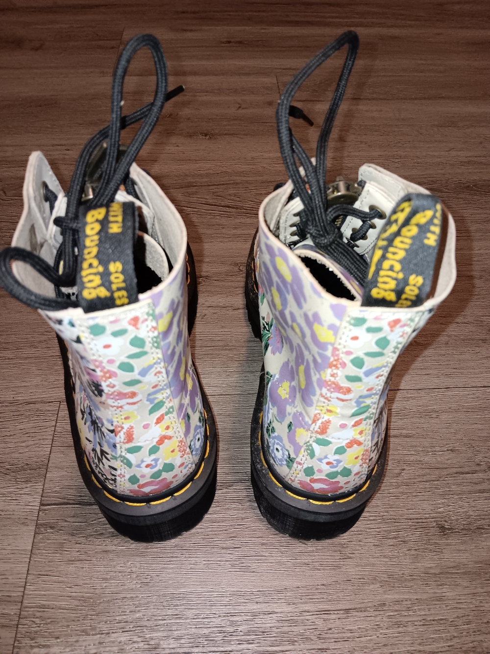 Dr. Martens Sinclair - Picture 3 of 6